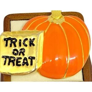 Brooch Extra Large Pumpkin Trick or Treat Bag Statement Vintage 2in x 1.5in